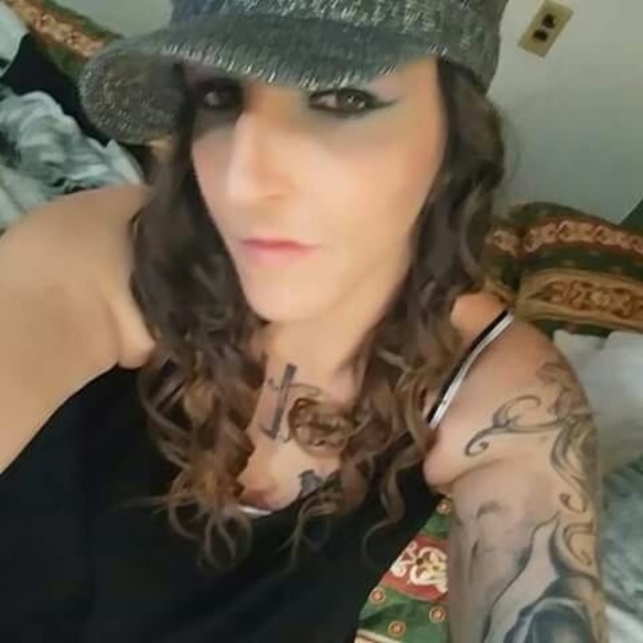 Meet your Posher, Tonya - Picture 1 of 1